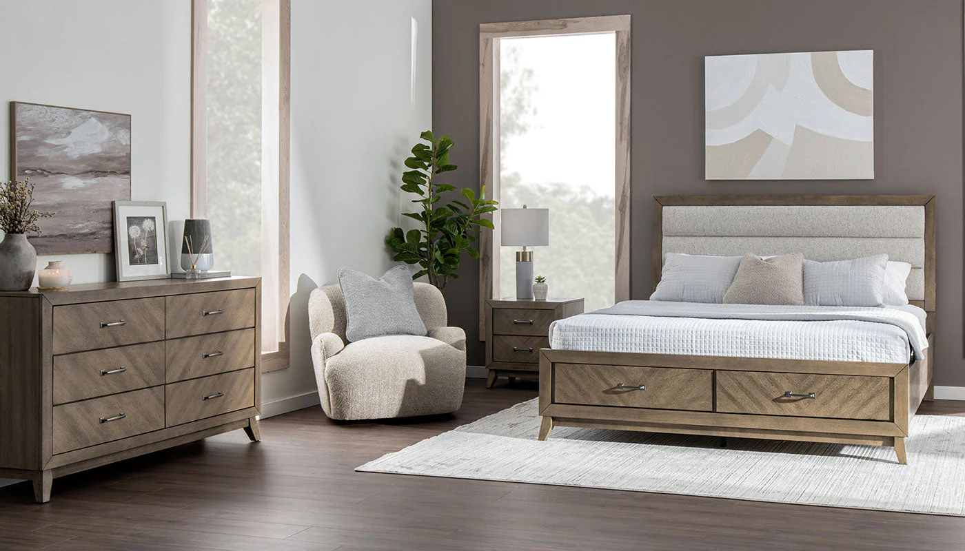 Cruel Summer Storage Bedroom - Image 5