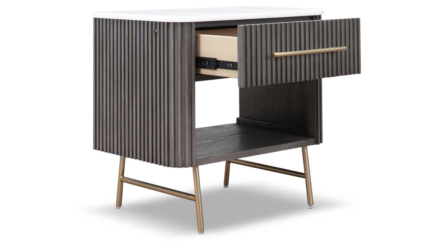 Finnely Bedroom - Image 13