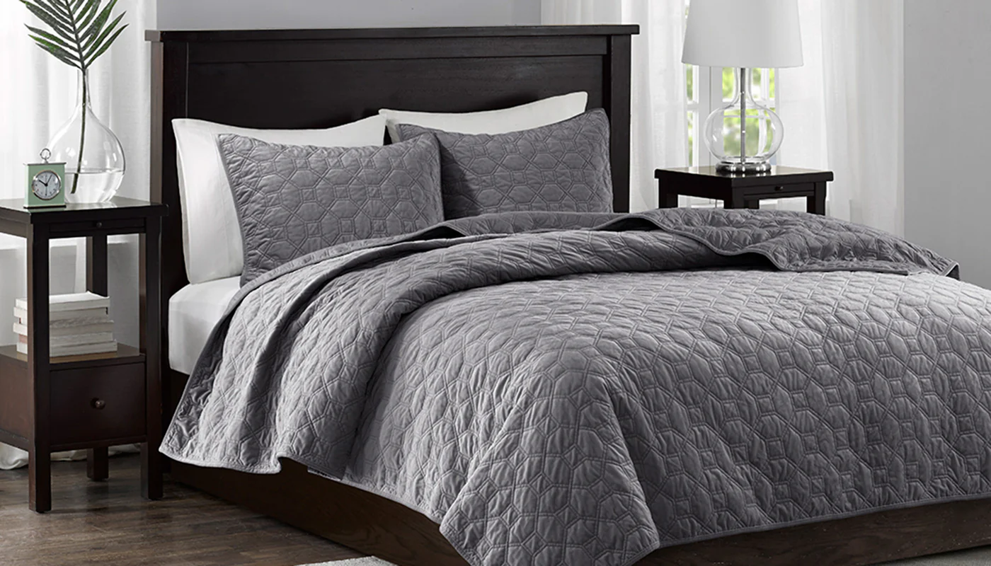 Harper Faux Velvet Comforter Set - Image 6
