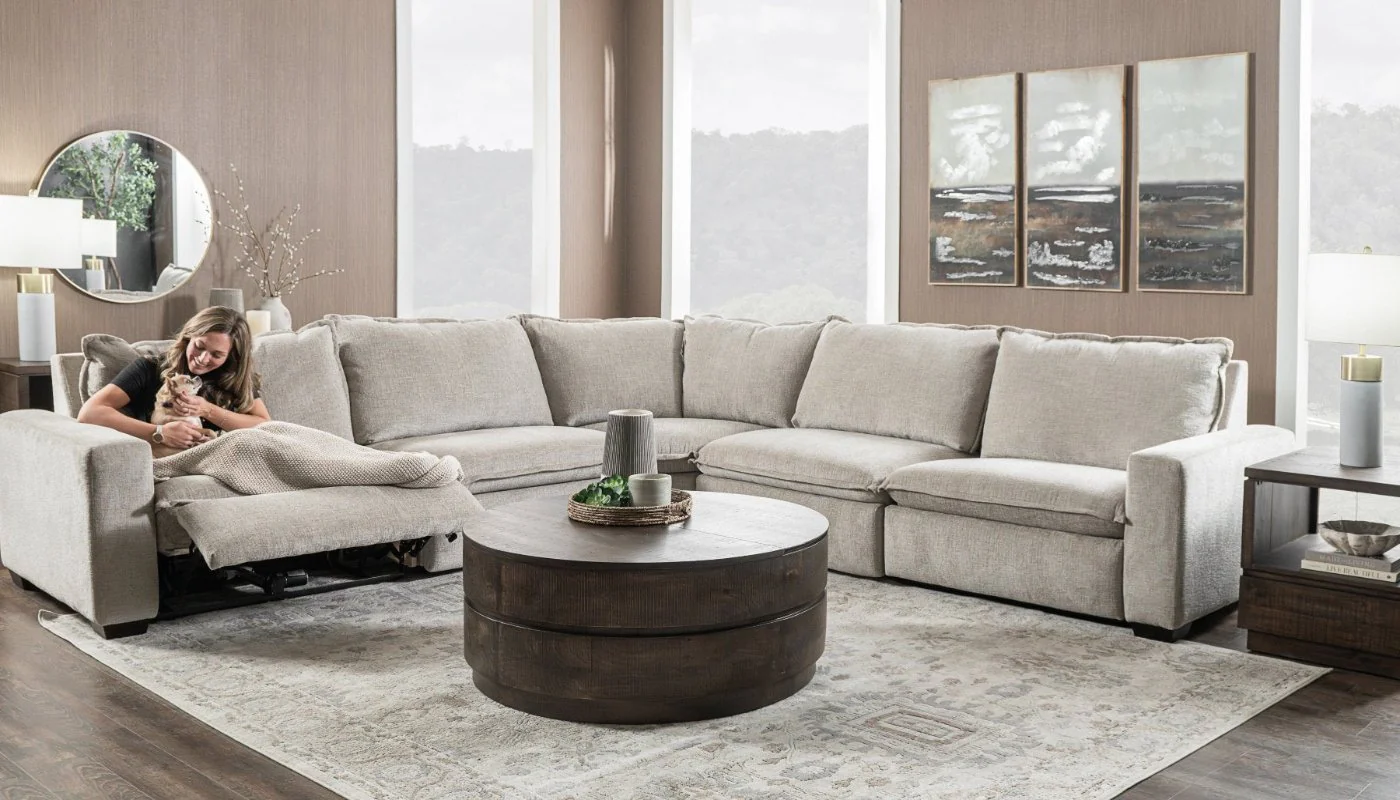 Love Story Reclining Sectional - Image 4