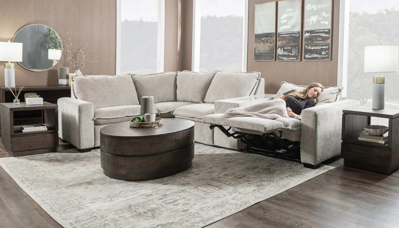 Love Story Reclining Sectional - Image 8
