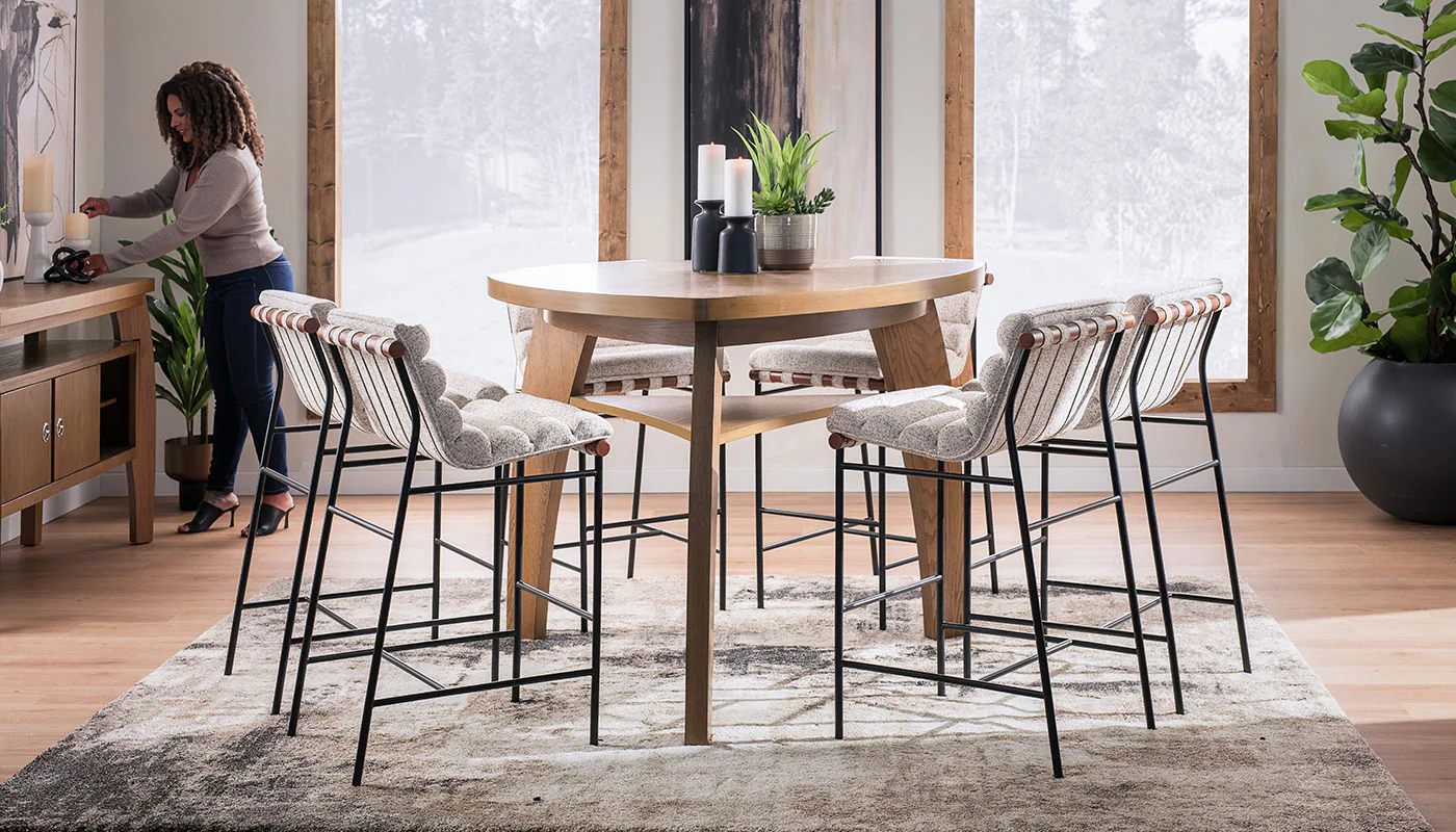 Triangle Bar Height Table & Vail Chairs - Image 27